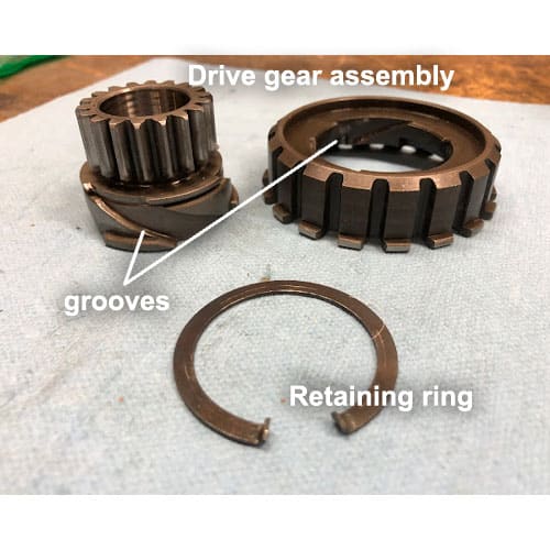 grooves of the drive gear coupling